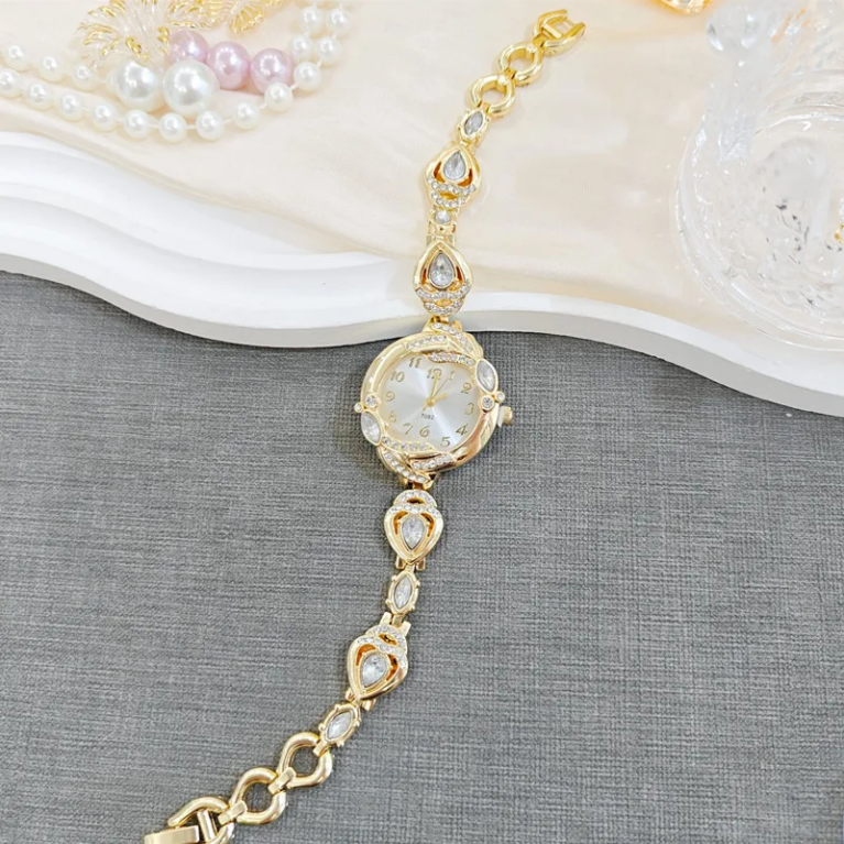 Ρολόι κόσμημα "Gold White Glamour" μεταλλικό κράμα με χρυσαφί φινίρισμα